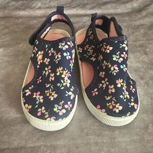 Girls carters floral water shoes
